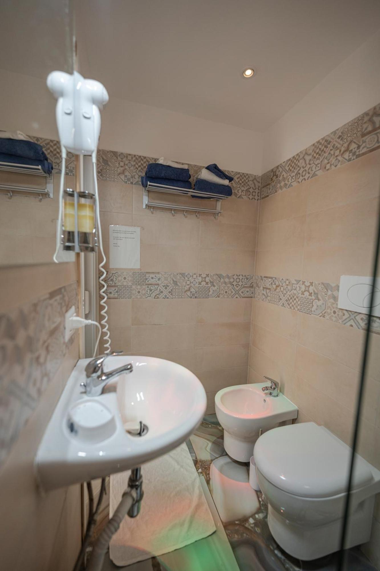 Il Faro 17 Bed & Breakfast Taranto Dış mekan fotoğraf